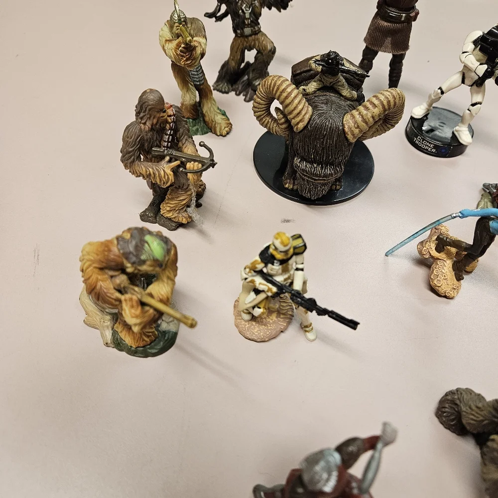 Star Wars figures 2005
